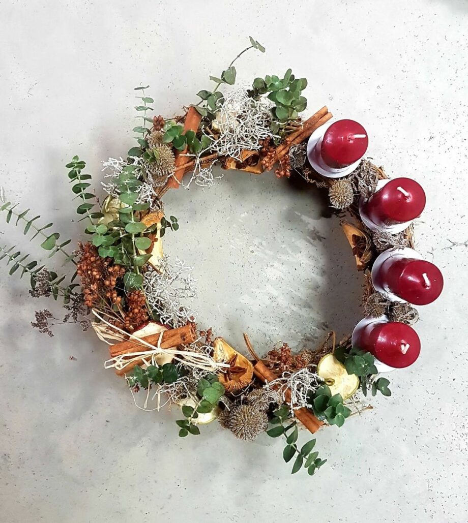 Sada na výrobu adventního věnce - rudé tóny