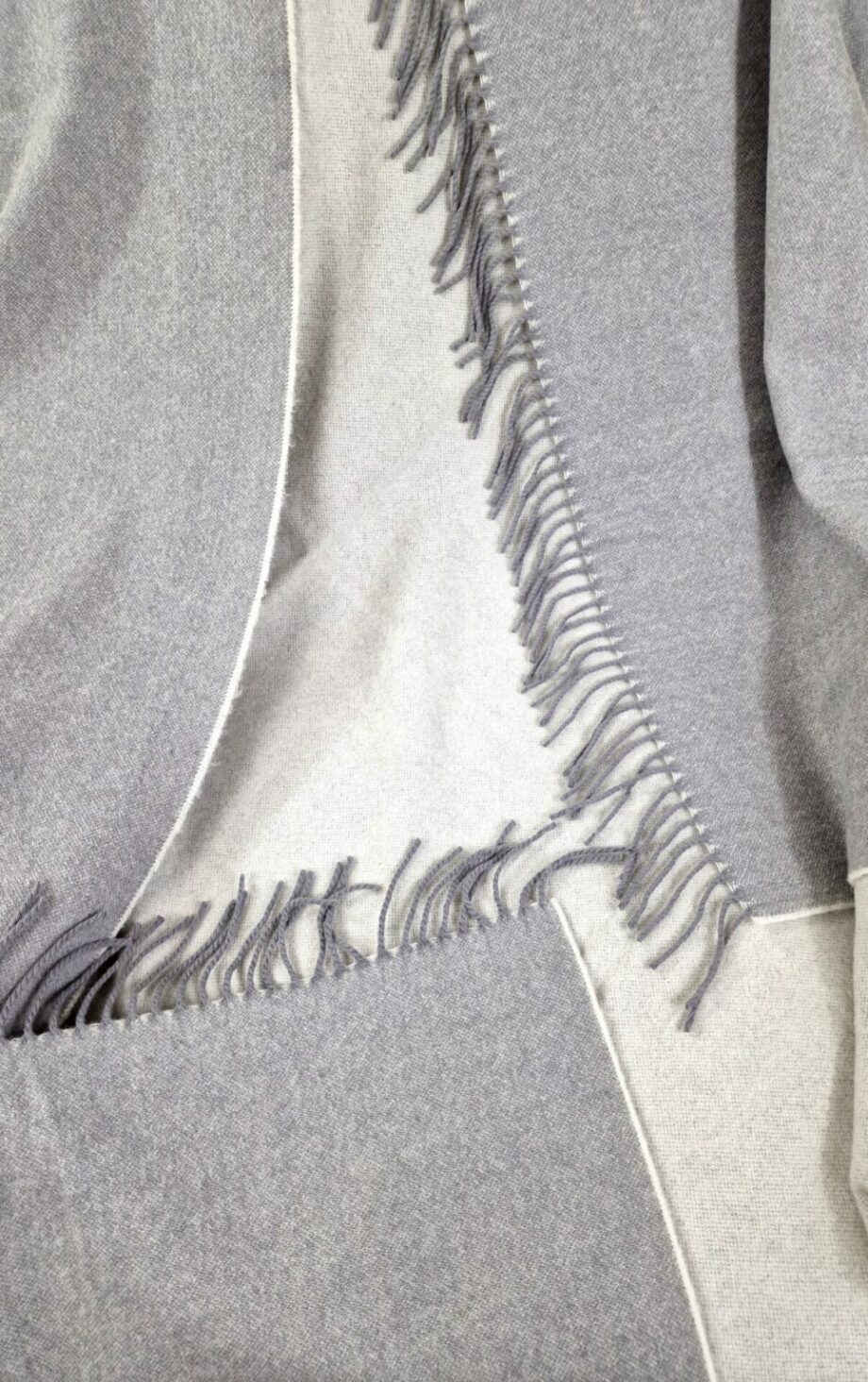Vlněný pléd s kašmírem Double faced Creme/Dark Grey